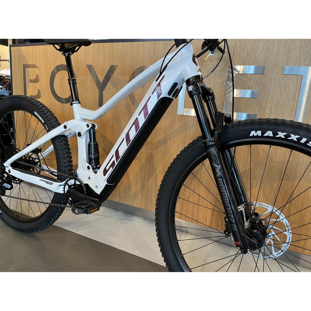 Scott Contessa Strike 920 2